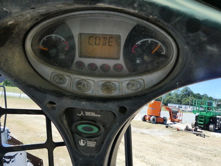 2019-bobcat-t590-image-16