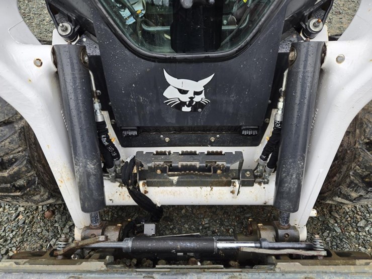2021-bobcat-s76-image-13