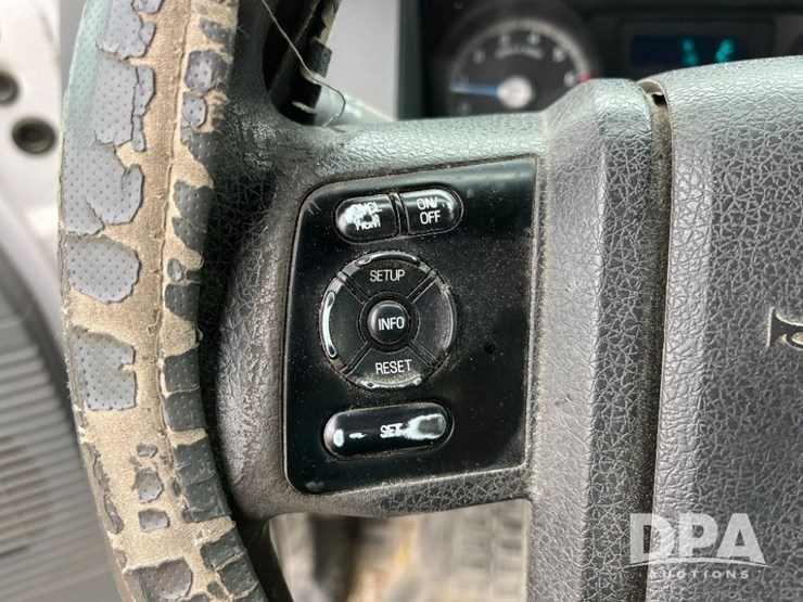 2012-ford-f350-image-49