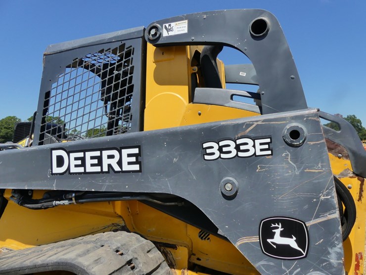 deere-333e-image-7