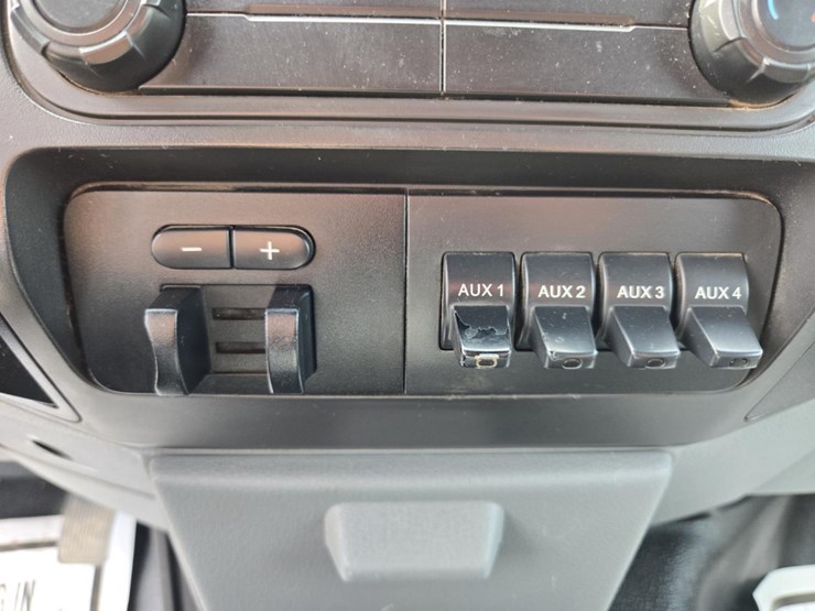 2014-ford-f450-image-49
