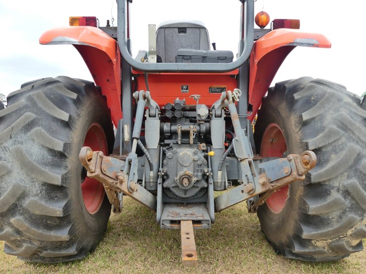 2018-kubota-m5-111-image-5