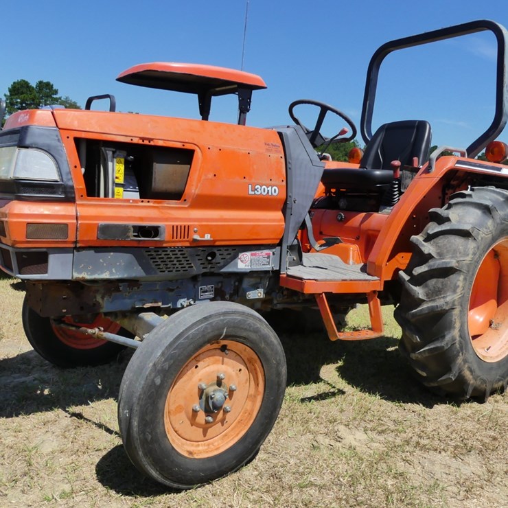KUBOTA L3010