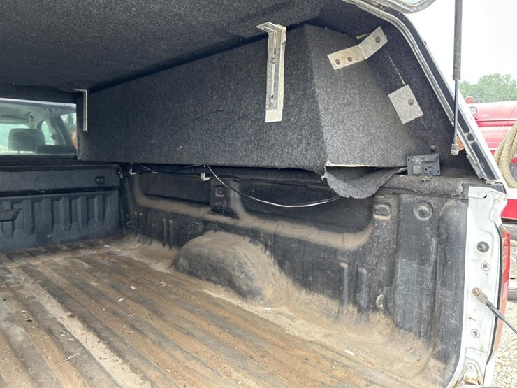 2015-chevrolet-2500hd-image-22