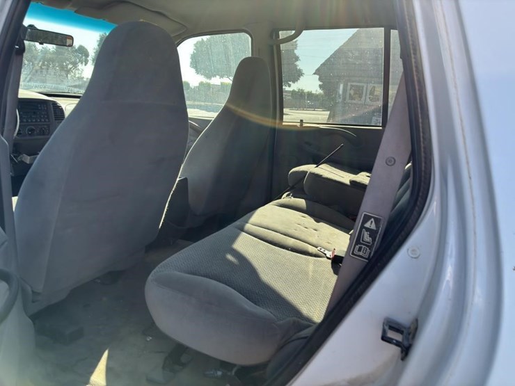 2001-ford-expedition-image-11