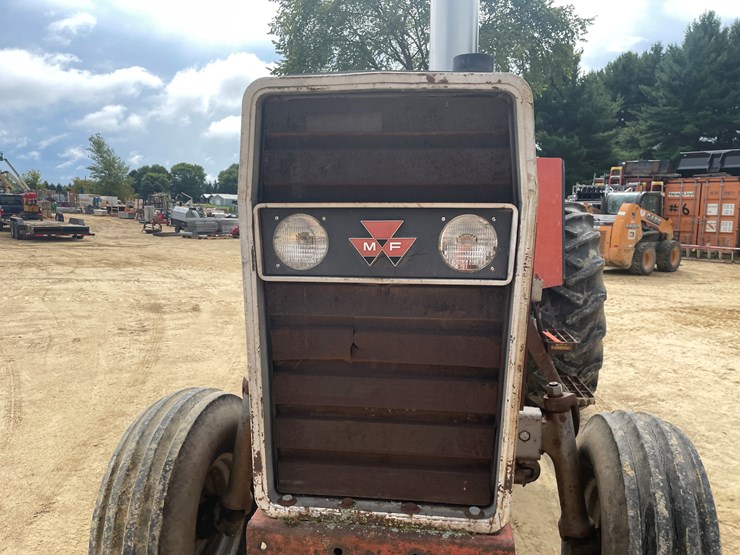 massey-ferguson-2705-image-12