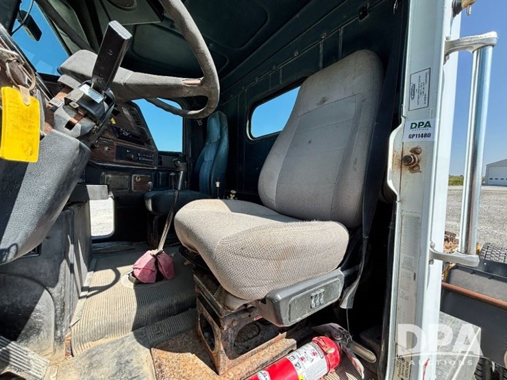 1998-cummins-m11-image-81