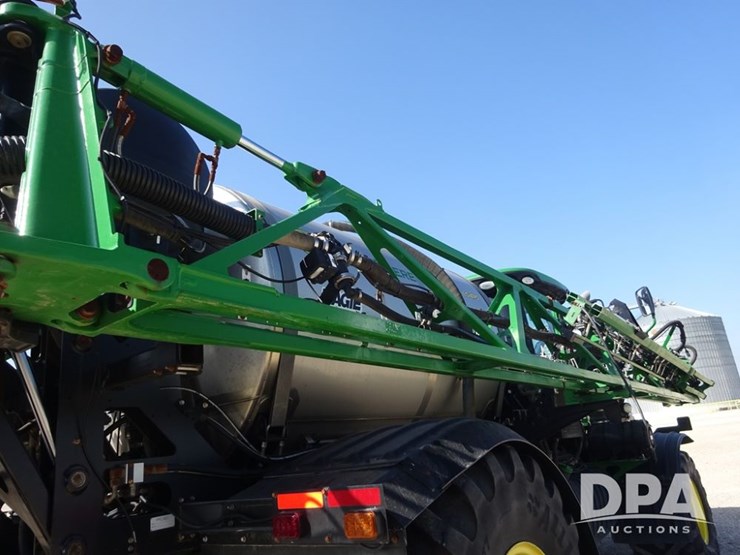 2021-john-deere-f4365-image-83