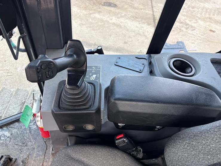 2023-deere-450-lgp-image-20