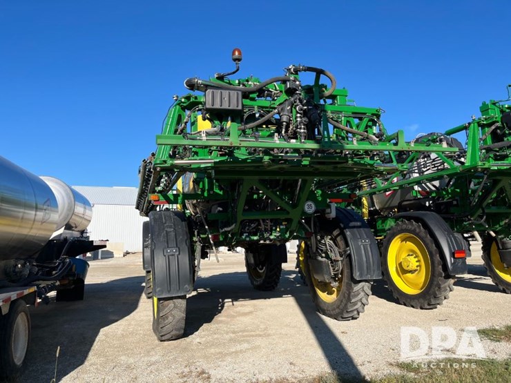 2019-john-deere-r4045-image-13