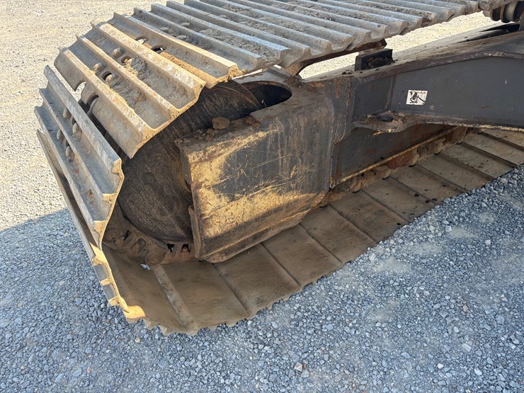 volvo-ec140b-lc-image-10