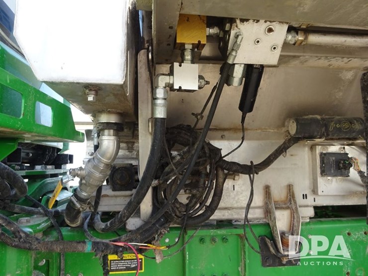 2019-john-deere-f4365-image-74