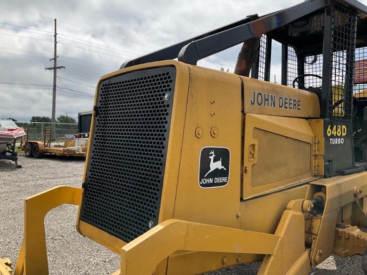 1985-deere-648d-image-13