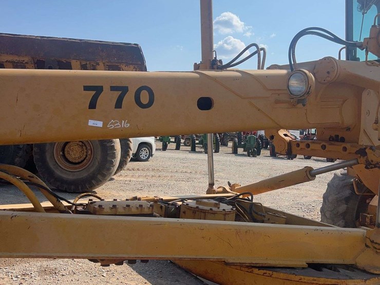 john-deere-770-image-9