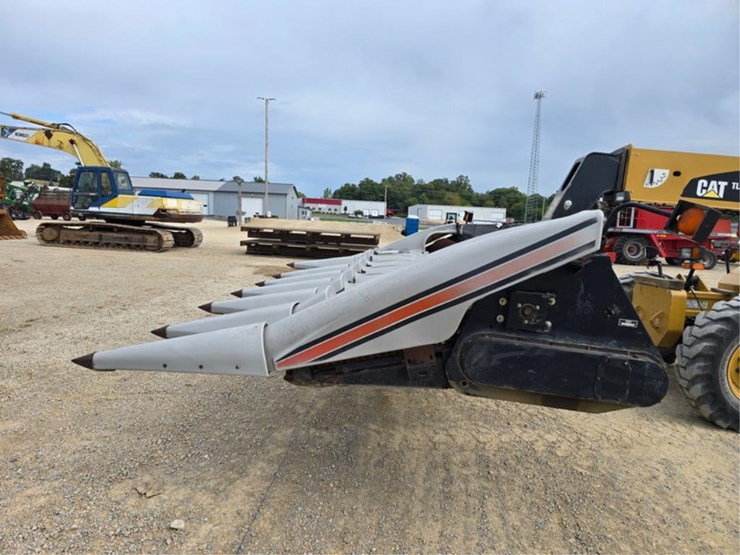 gleaner-830-image-2