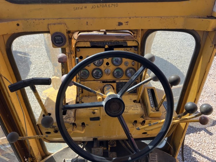deere-670-image-53