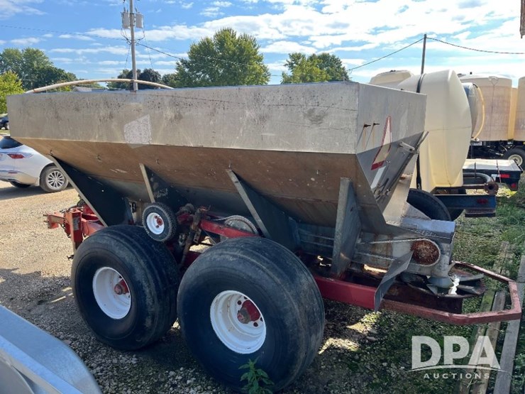 tyler-dry-spreader-(jn2945,-unit-m1026)-image-6