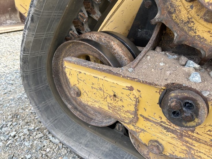 caterpillar-279c2-image-56