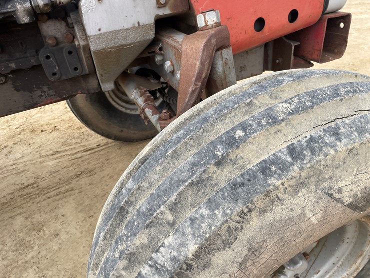 massey-ferguson-2705-image-92