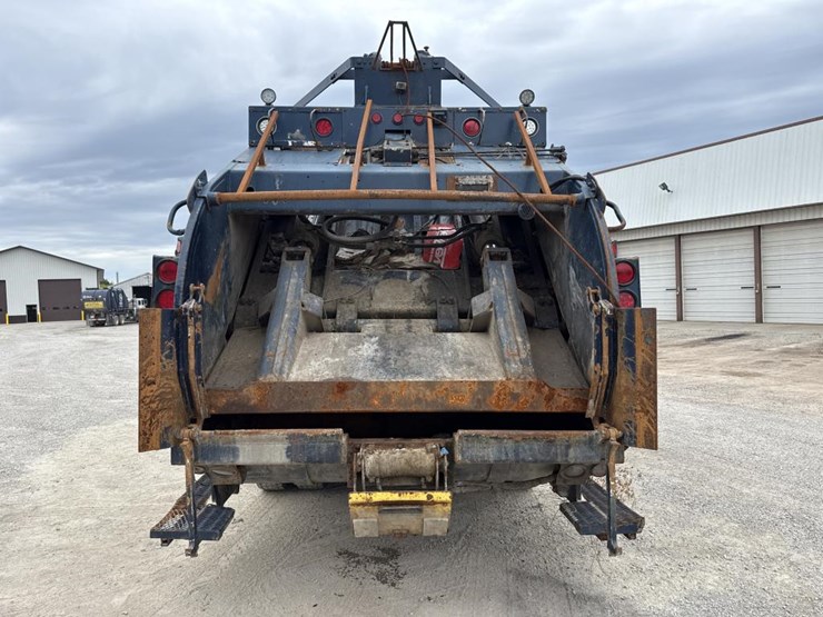 2001-caterpillar-3126-image-4