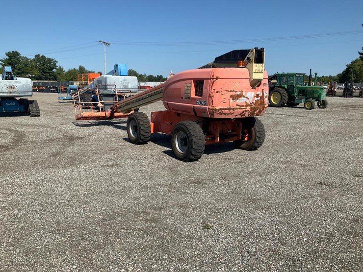 2005-jlg-600s-image-7
