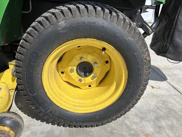 john-deere-425-image-41