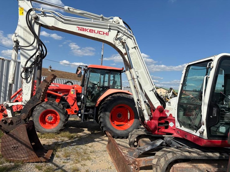 2019-takeuchi-tb290-image-1