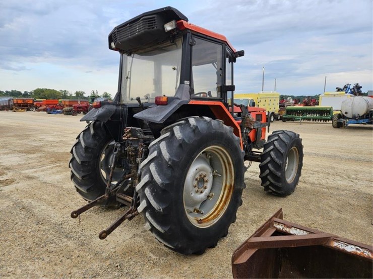 agco-allis-6690-image-5