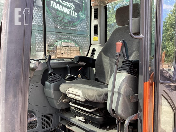 2019-doosan-dx85r-3-image-14
