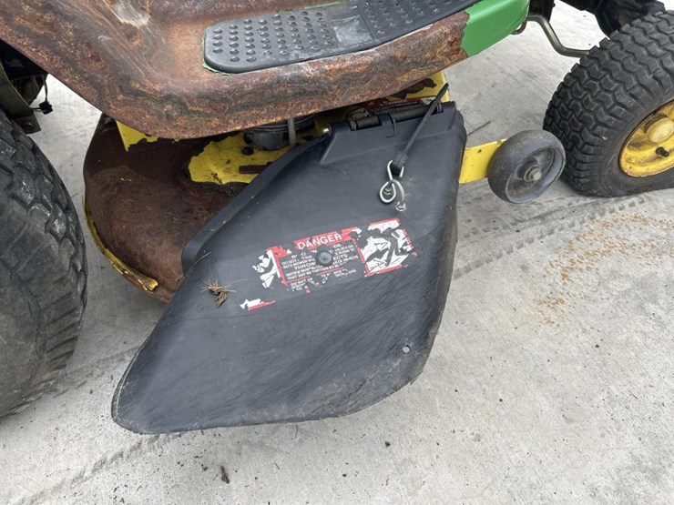 john-deere-l100-image-21