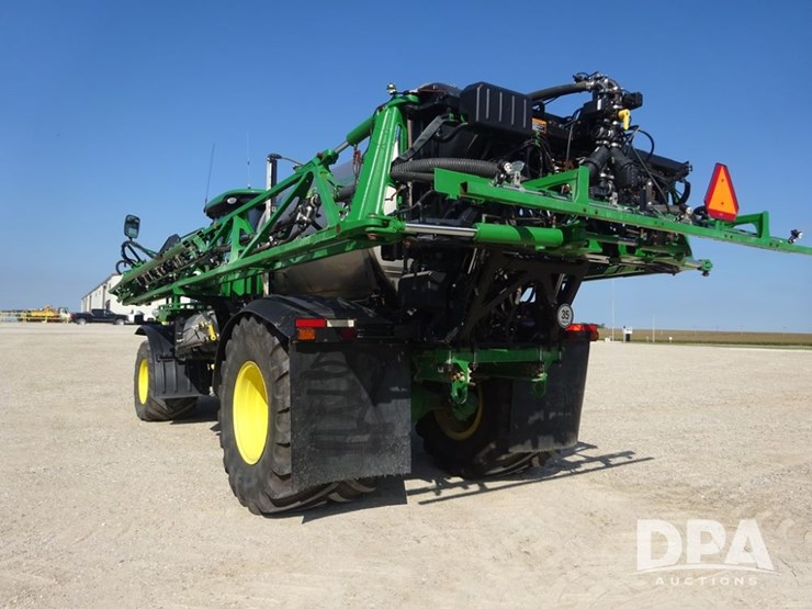 2021-john-deere-f4365-image-37