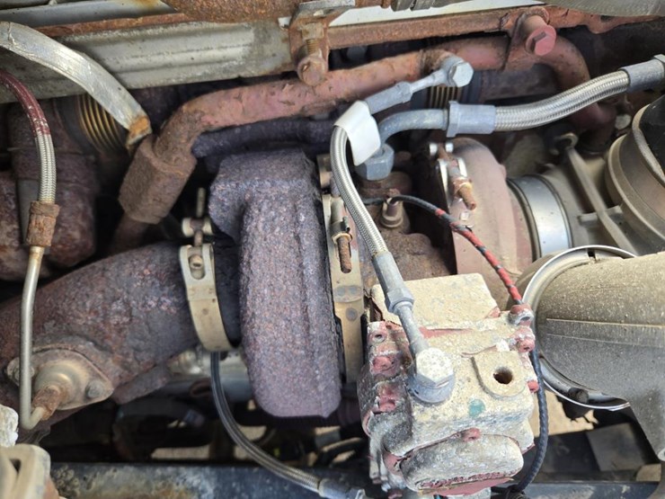 2015-mack-granite-gu813-image-78