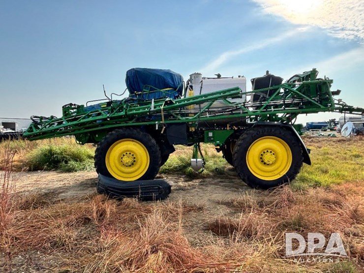 2025-john-deere-616r-image-14