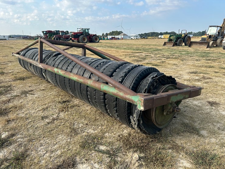 #32197-•-22'-tire-type-packer-image-3