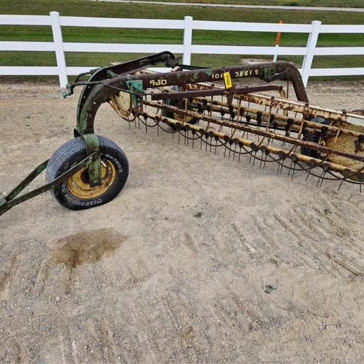 JOHN DEERE 660