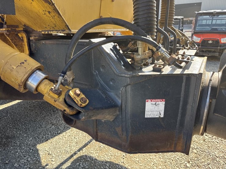 komatsu-hm400-2-image-55