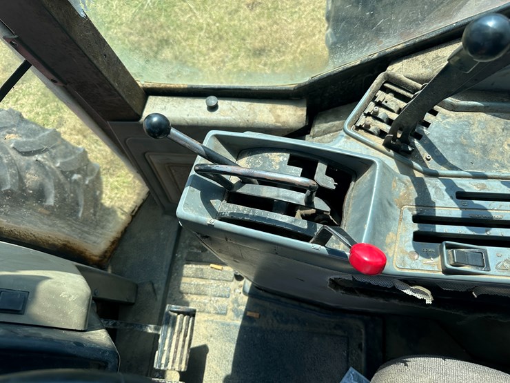 #32185-•-1995-case-international-7250-mfwd-tractor-jja0056887-image-47