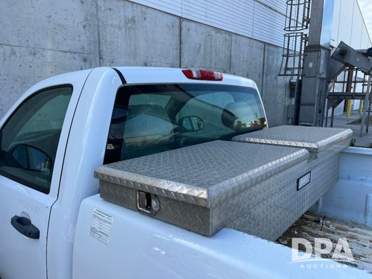 2012-gmc-3500hd-image-37