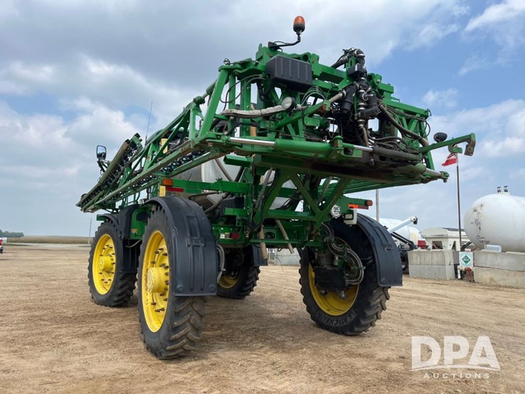 2018-john-deere-r4045-image-15