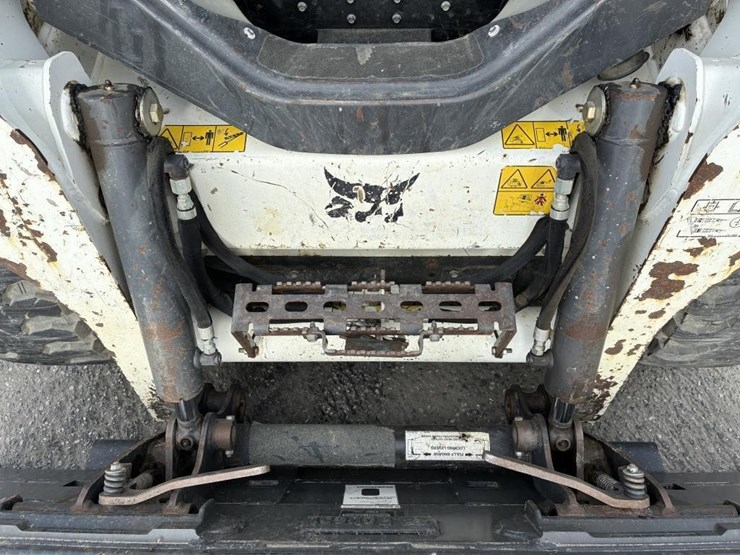 2021-bobcat-s590-image-9