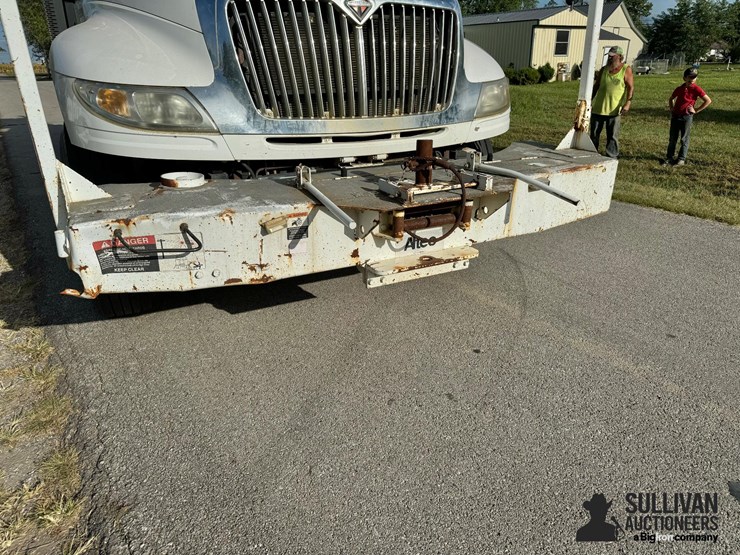 2012-international-durastar-4400-image-10