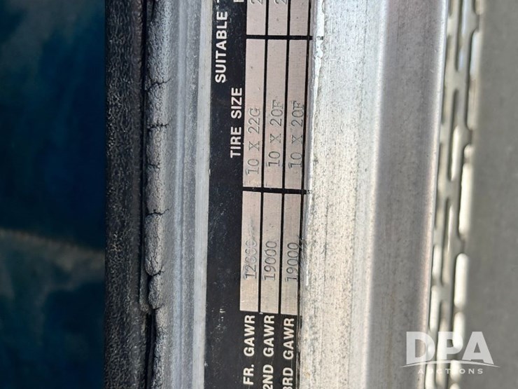 1986-peterbilt-359-image-94