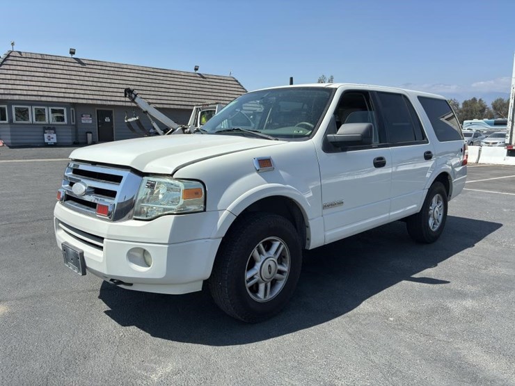 2008-ford-expedition-image-1