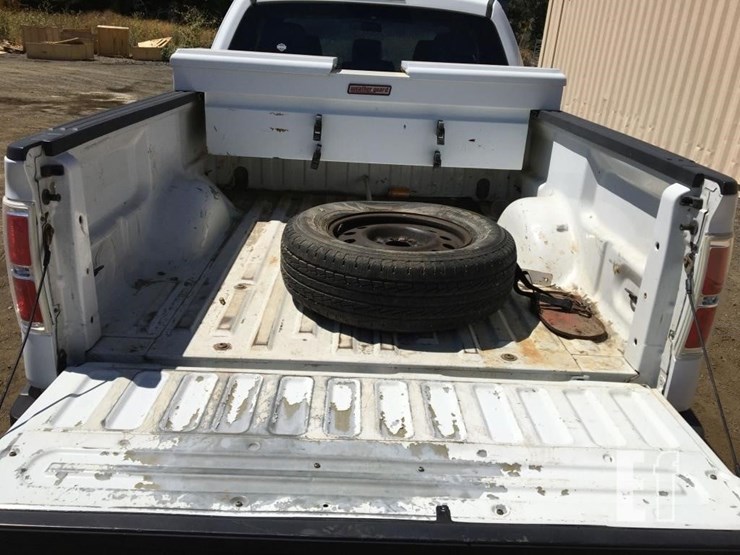 2013-ford-f150-xl-image-13