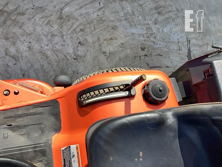 2002-kubota-g2160-image-12