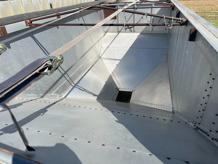 #32158-•-hobbs-42'-t/a-aluminum-hopper-bottom-trailer-vin:-blv-9983-04-image-60