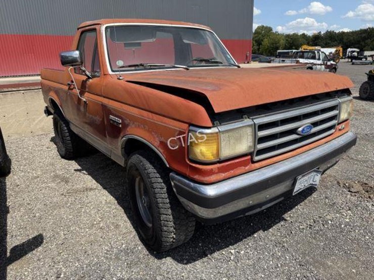 1991-ford-bronco-image-2