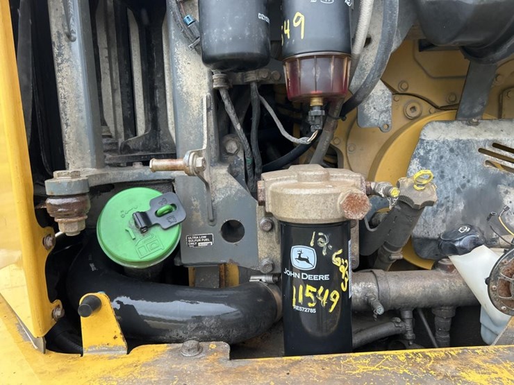 2014-deere-460e-image-30