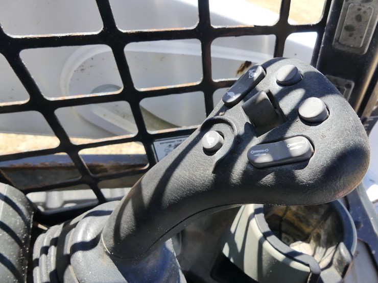 2018-bobcat-t590-image-14