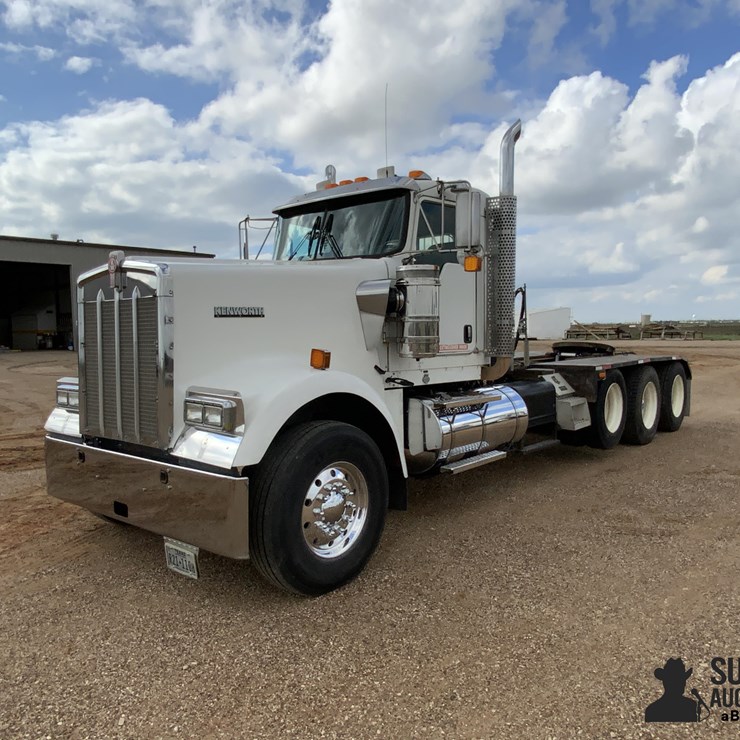2008 KENWORTH W900